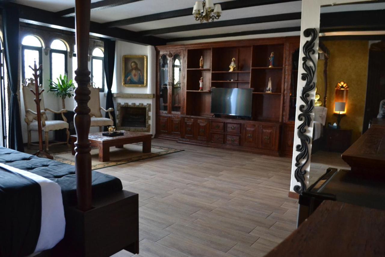 Hotel Boutique La Mansion Γκουανταλαχάρα Εξωτερικό φωτογραφία