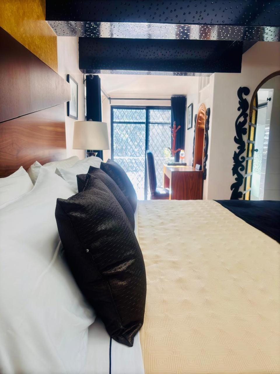 Hotel Boutique La Mansion Γκουανταλαχάρα Εξωτερικό φωτογραφία