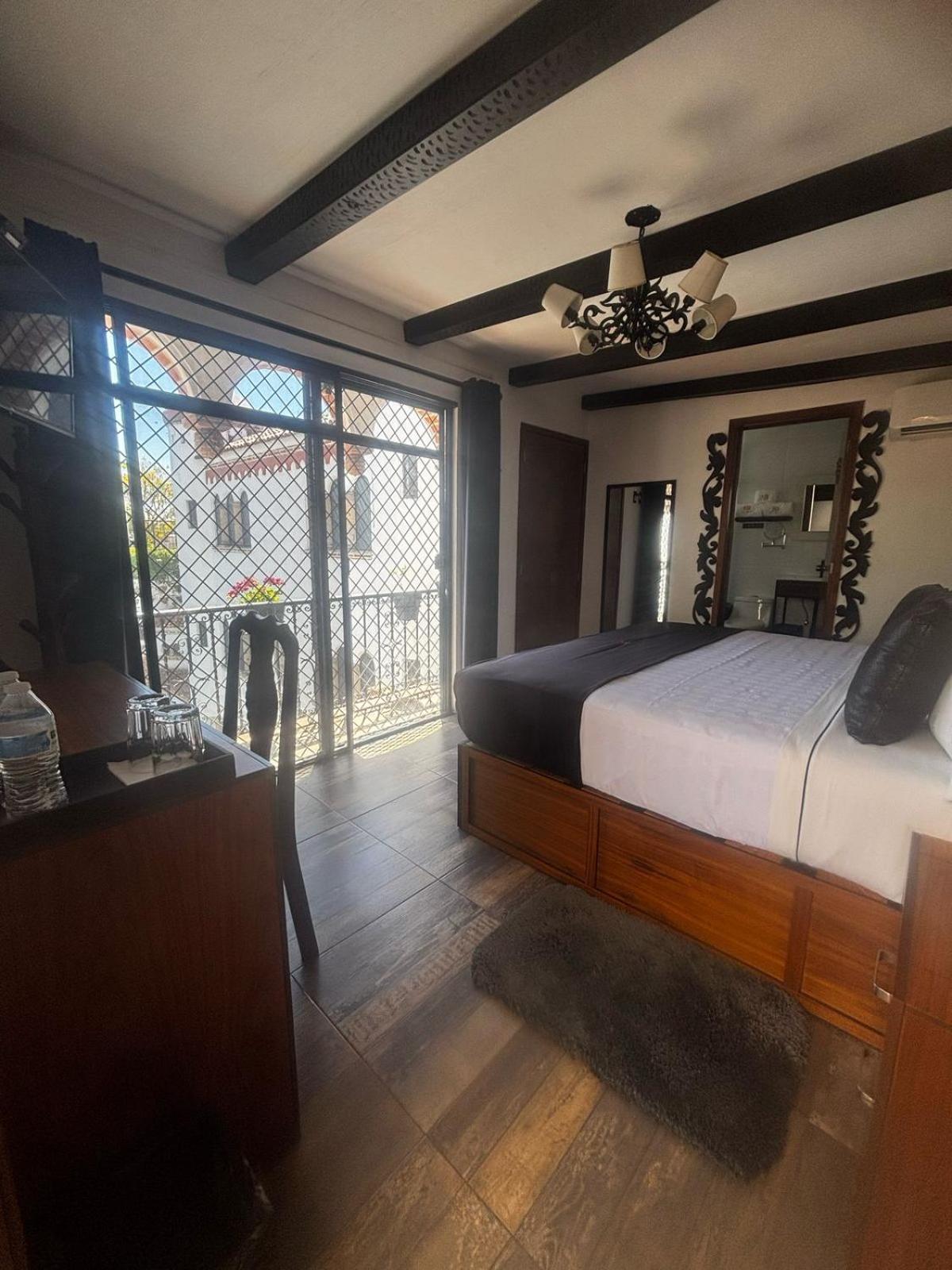 Hotel Boutique La Mansion Γκουανταλαχάρα Εξωτερικό φωτογραφία